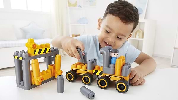 Фото - Пластиковий конструктор PolyM Будівельна техніка 43 деталь (760021)