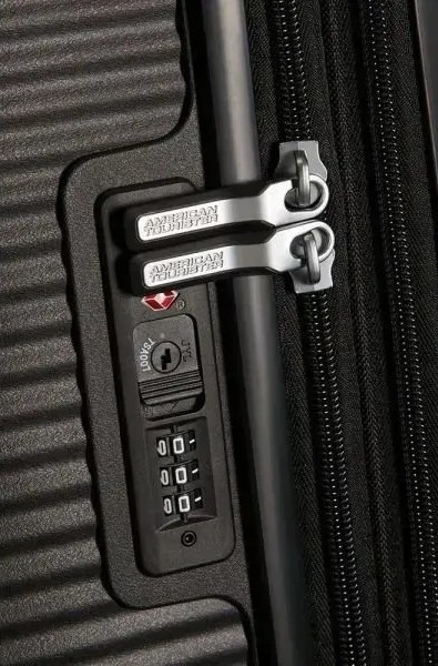 Фото - Валіза American Tourister Soundbox 67 см чорний (32G*09002)