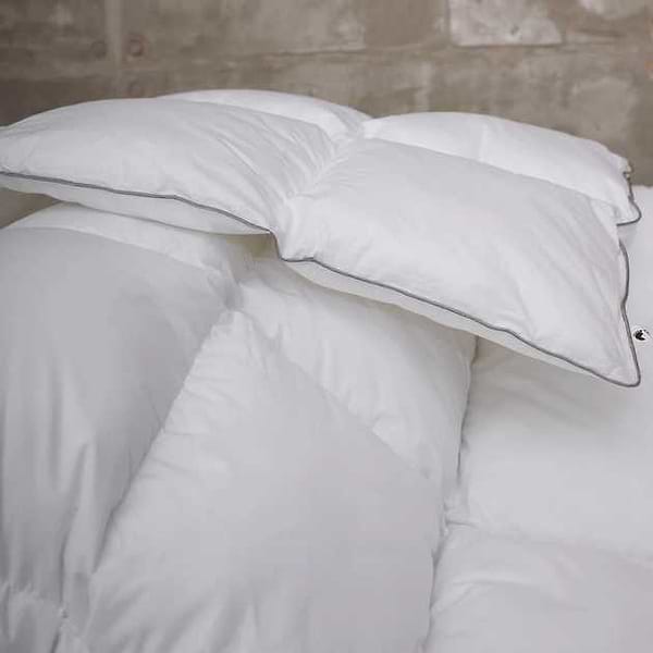 Фото - Одеяло зимнее полуторное MirSon Raffaello 053 140x205 см (2200000003584)