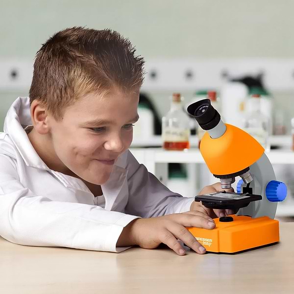 Фото - Набір для дослідження Bresser Junior 40x-640x Orange (8851301)