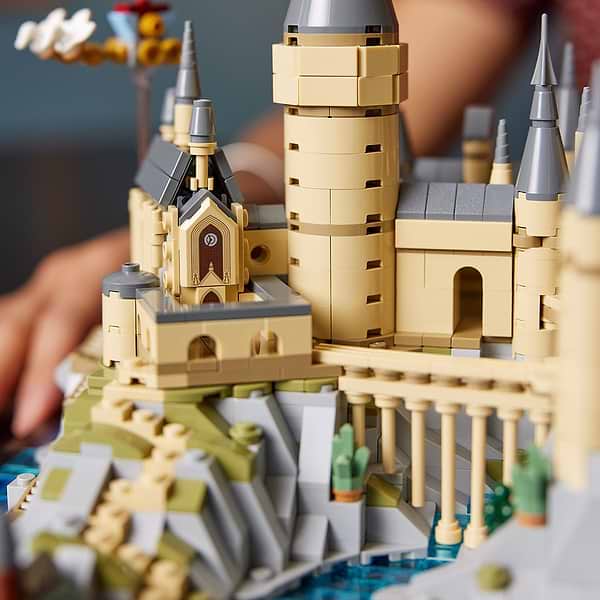 Фото - Конструктор LEGO Harry Potter™ Замок и территория Хогвартса (76419)