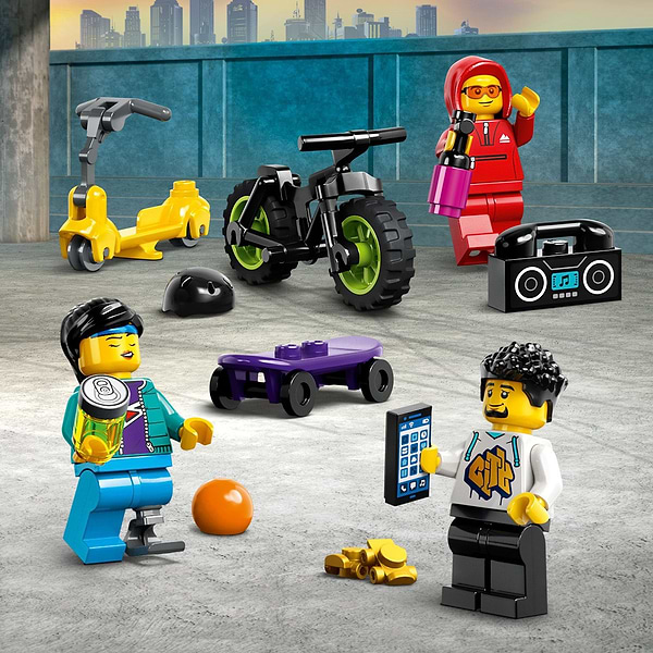 Фото - Конструктор LEGO City Вуличний скейтпарк (60364)