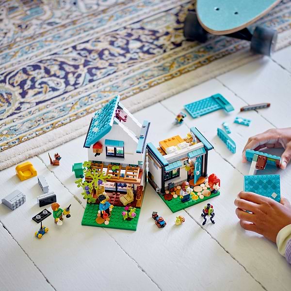 Фото - Конструктор LEGO Creator Затишний будинок (31139)