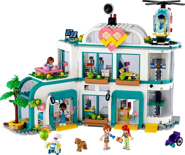 Фото - Конструктор LEGO Friends Лікарня в Хартлейк-Сіті (42621)