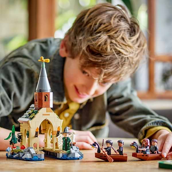 Фото - Конструктор LEGO HARRY POTTER TM Замок Гоґвортс. Човновий елінг (76426)