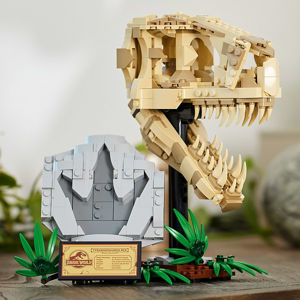 Фото - Конструктор LEGO Jurassic World Скамʼянілості динозаврів: череп тиранозавра (76964)
