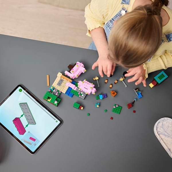 Фото - Конструктор LEGO Minecraft® Квітучий вишневий сад (21260)