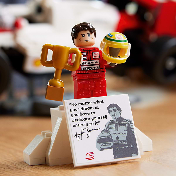 Фото - Конструктор LEGO ICONS McLaren MP4/4 и Айртон Сенна (10330)