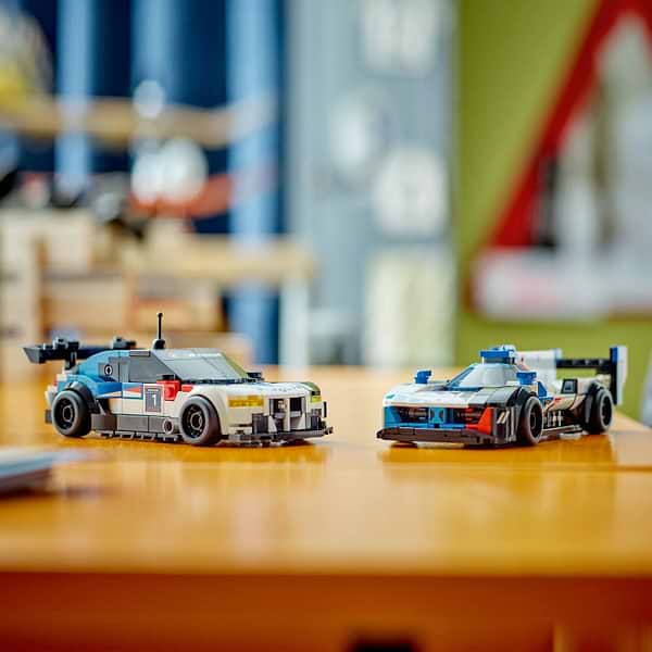 Фото - Конструктор LEGO SPEED CHAMPIONS Автомобілі для перегонів BMW M4 GT3 і BMW M Hybrid V8 (76922)