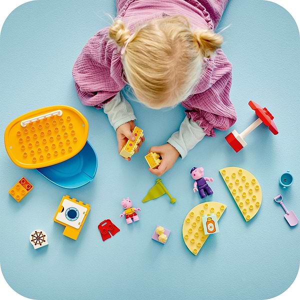 Фото - Конструктор LEGO DUPLO® Морская прогулка Пеппы на лодке (10432)