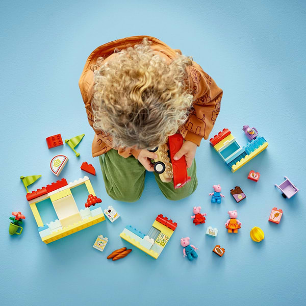 Фото - Конструктор LEGO DUPLO® Супермаркет Пеппи (10434)