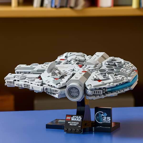Фото - Конструктор LEGO STAR WARS TM Тысячелетний сокол (75375)