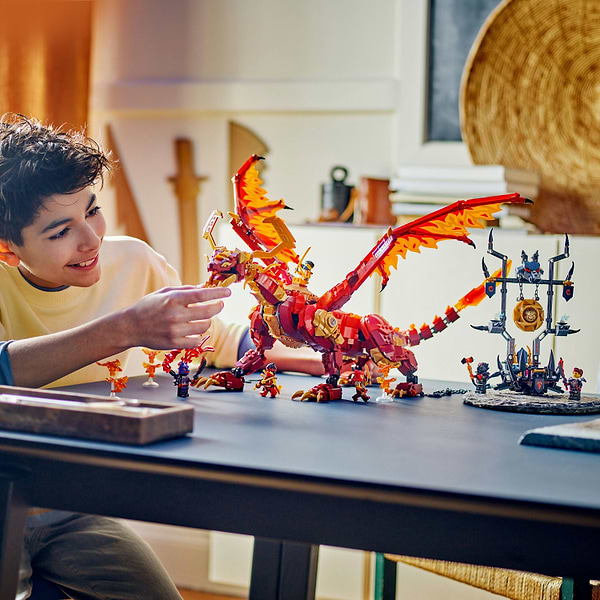 Фото - Конструктор LEGO NINJAGO® Першодракон руху (71822)