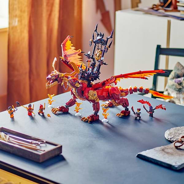 Фото - Конструктор LEGO NINJAGO® Першодракон руху (71822)