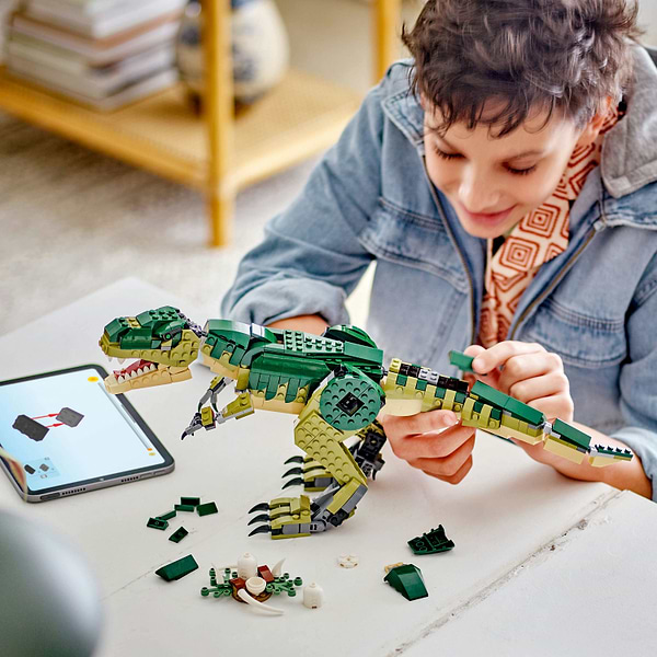 Фото - Конструктор LEGO Creator 3 v 1 Тиранозавр (31151)