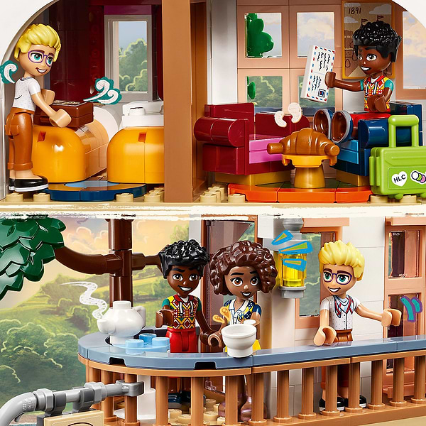 Фото - Конструктор LEGO Friends Замковий готель «Ночівля і сніданок» (42638)