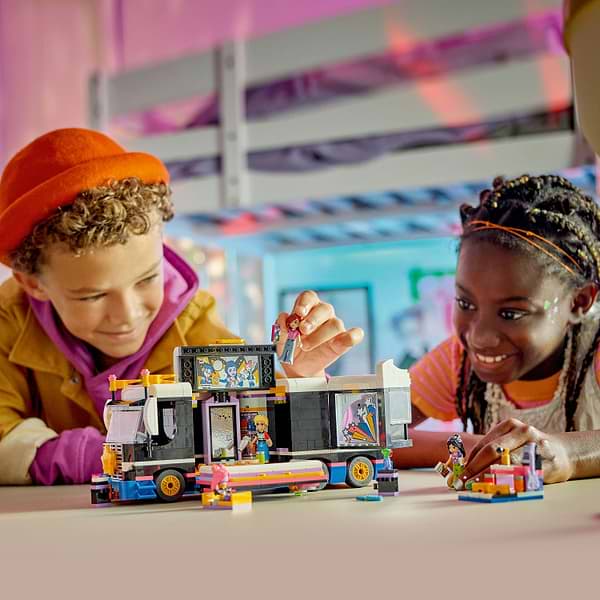 Фото - Конструктор LEGO Friends Автобус для музичного туру попзірки (42619)