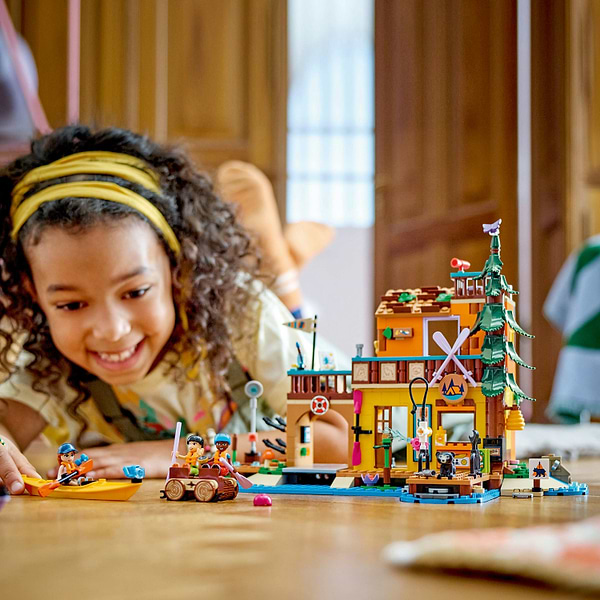 Фото - Конструктор LEGO Friends Водні види спорту в таборі пригод (42626)