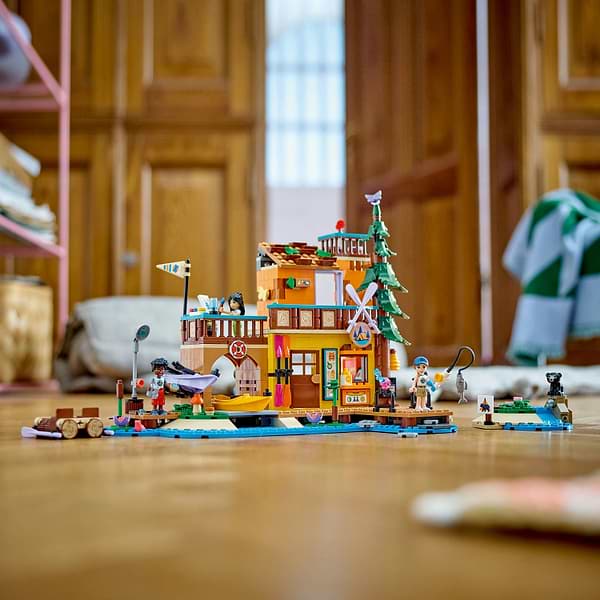 Фото - Конструктор LEGO Friends Водні види спорту в таборі пригод (42626)