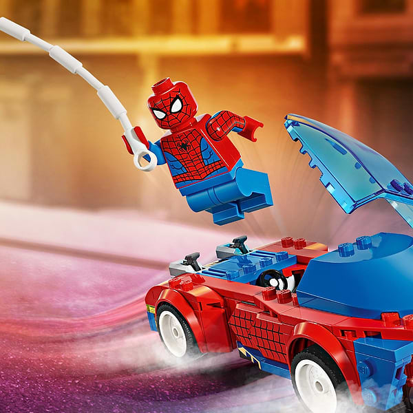 Фото - Конструктор LEGO Marvel Автомобіль для перегонів Людини-Павука й Зелений Гоблін з отрутою Венома (76279)