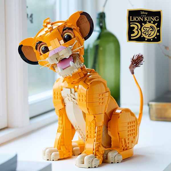 Фото - Конструктор LEGO ǀ Disney Юный король Лев Симба (43247)