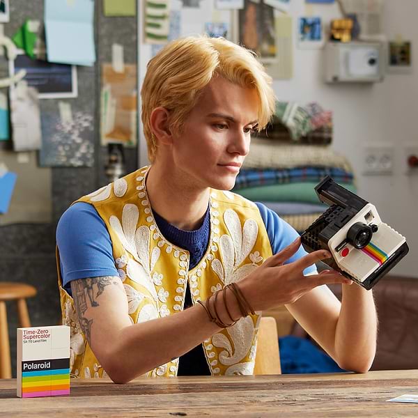 Фото - Конструктор LEGO Ideas Фотоапарат Polaroid OneStep SX-70 (21345)