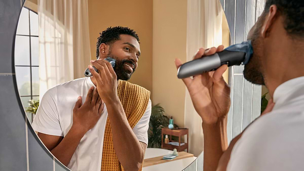 Фото - Триммер для усов и бороды Philips BT7670/15 серии 7000