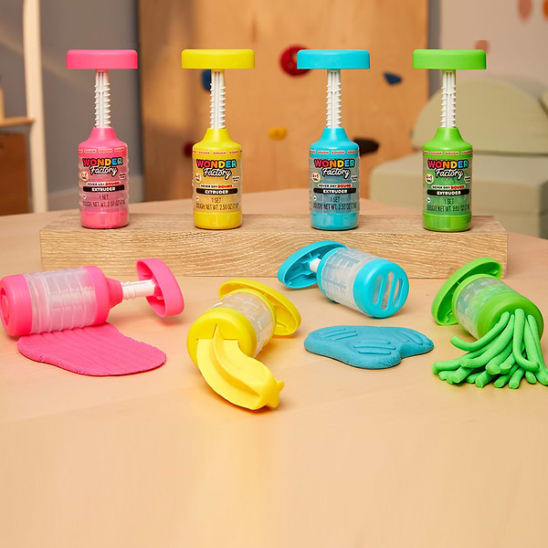 Фото - Масса для лепки Wonder Factory СОЗДАЙ ФОРМУ, С ПРЕССОМ в ассортименте (595106)