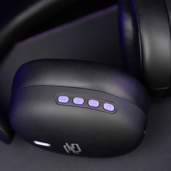 Фото - Гарнітура бездротова ігрова Proove Gaming Zephyr APP black/purple (WHZP00022001)