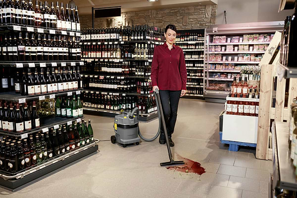 Фото - Пилосос для сухого прибирання з контейнером і мішком Karcher NT 22/1 Ap (1.378-600.0)