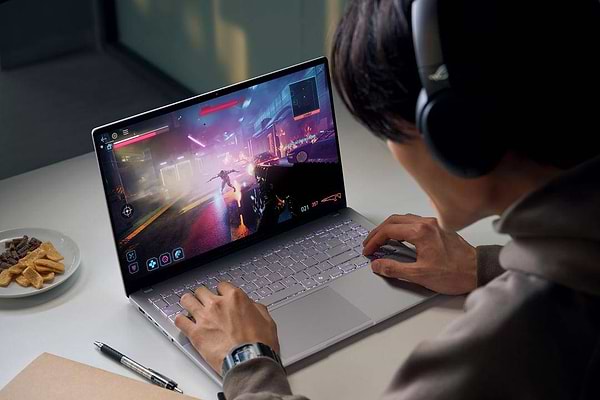 Фото - Ноутбук Asus Vivobook S 15 S5507QA-MA044W Cool Silver