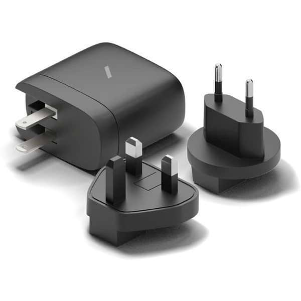 Фото - Сетевое зарядное устройство Native Union Fast GaN Charger PD 67W 3 Ports Black (FAST-PD67-BLK-2CA)