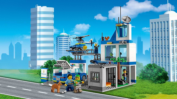 Фото - Конструктор LEGO City Полицейский участок (60316)