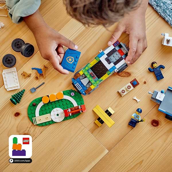 Фото - Конструктор LEGO City Мобільний майданчик для дресерування поліцейських собак (60369)