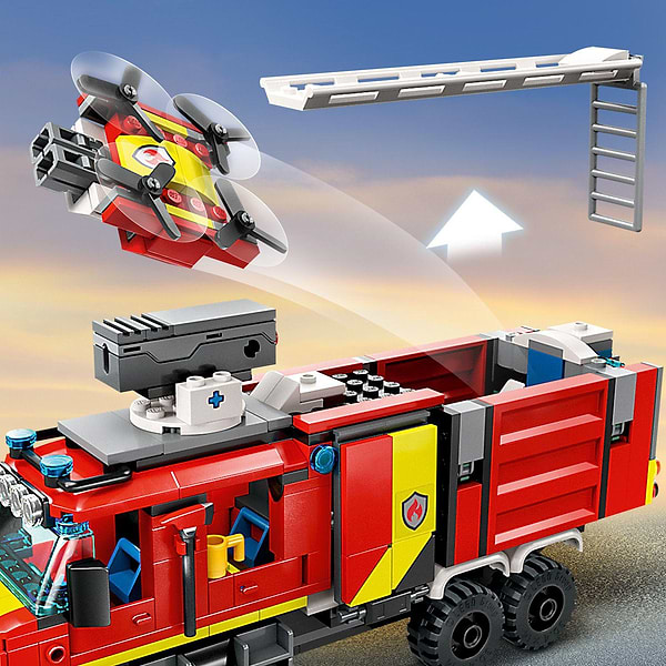Фото - Конструктор LEGO City Пожежна машина (60374)