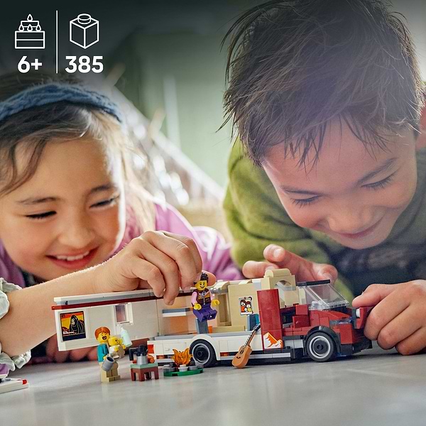 Фото - Конструктор LEGO City Пригодницький будинок на колесах для відпустки (60454)