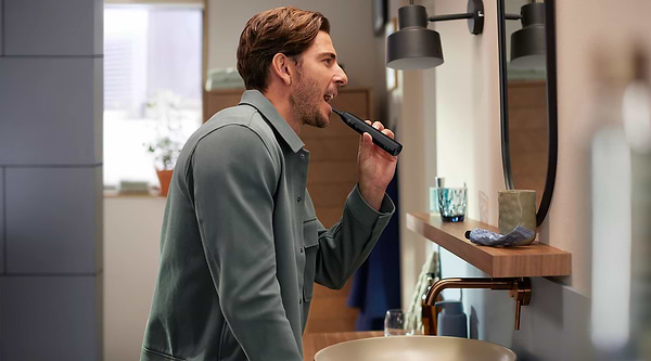 Фото - Зубна щітка електрична Philips Sonicare HX7101/02 серії 5300