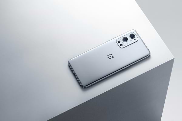 Фото - Уценка - Смартфон OnePlus 9 Pro 8/128GB Morning Mist