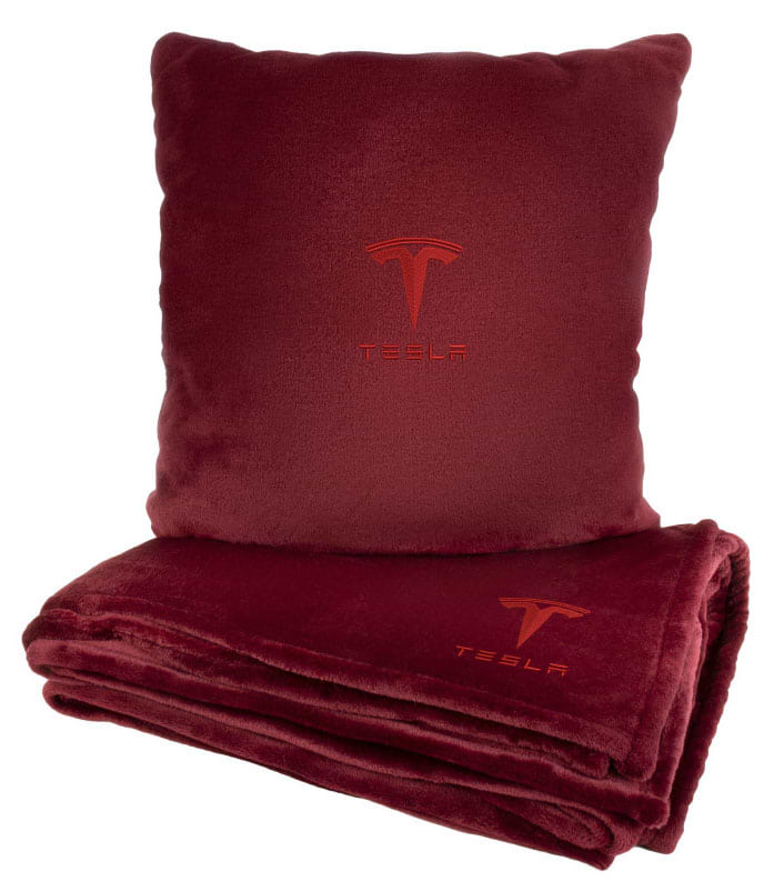 Фото - Набор плед + подушка в авто EVAtech из махры S для Tesla красные (MBLMPSSRV041)