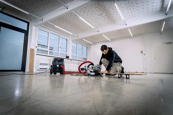 Фото - Пила торцевая Metabo KGS 216 M (613216000)