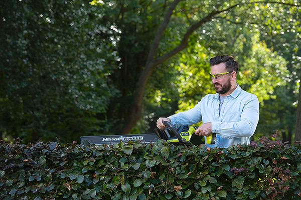Фото - Ножиці акумуляторні для газону Ryobi ONE+ RY18HT55A-0