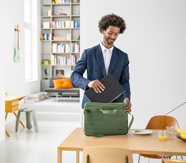 Фото - Сумка для ноутбуку Trust BOLOGNA 16" ECO GREEN (24450)