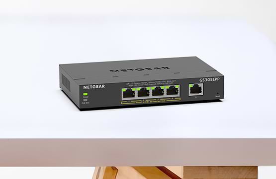 Фото - Коммутатор локальної мережі (Switch) Netgear GS305EPP 4xGE PoE+ (120W), 1xGE