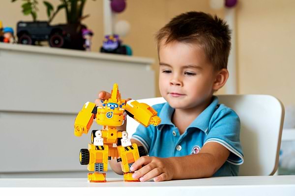 Фото - Пластиковий конструктор Super Wings Small Blocks 2-in-1 Buildable Transforming Vehicle Donnie Донні (EU385007)