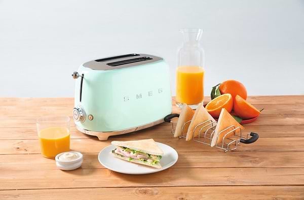 Фото - Тостер Smeg TSF01PGEU
