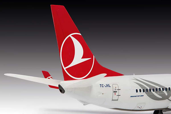 Фото - Набор для моделирования техники Revell набор Самолет Boeing 737-800 Turkish Airlines (RVL-63772)