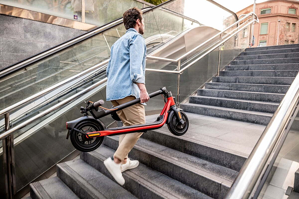 Фото - Електросамокат Segway Ninebot D38E Black/Red