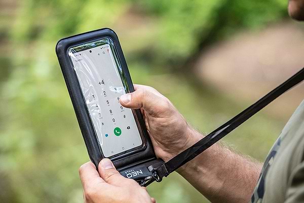 Фото - Чехол для смартфона Neo Tools 19.5х11 см IPX8 (63-135)