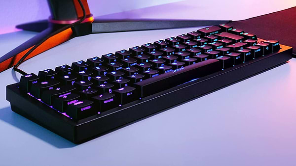 Фото - Клавіатура дротова ігрова Xtrfy K5 68 keys Kailh Red Hot-swap RGB Black (K5-RGB-CPT-Black-R-UKR)