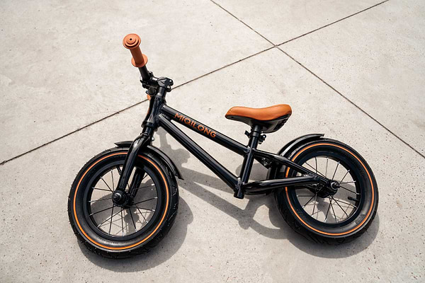 Фото - Уцінка - Біговел Miqilong ZCY-RVA12-Black